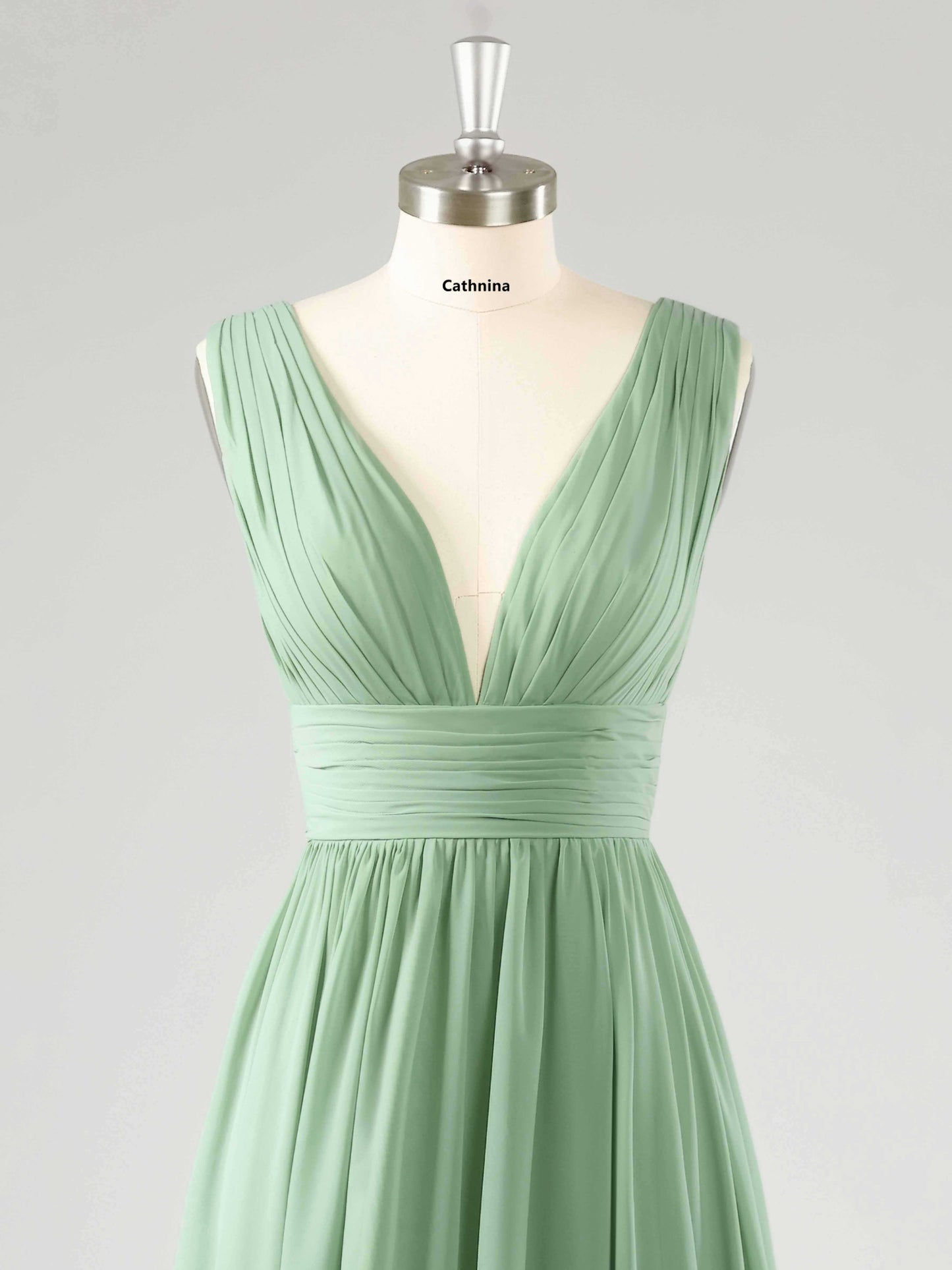 Laurel V-Neck Pleated Sleeveless Bridesmaid Dresses with Slit