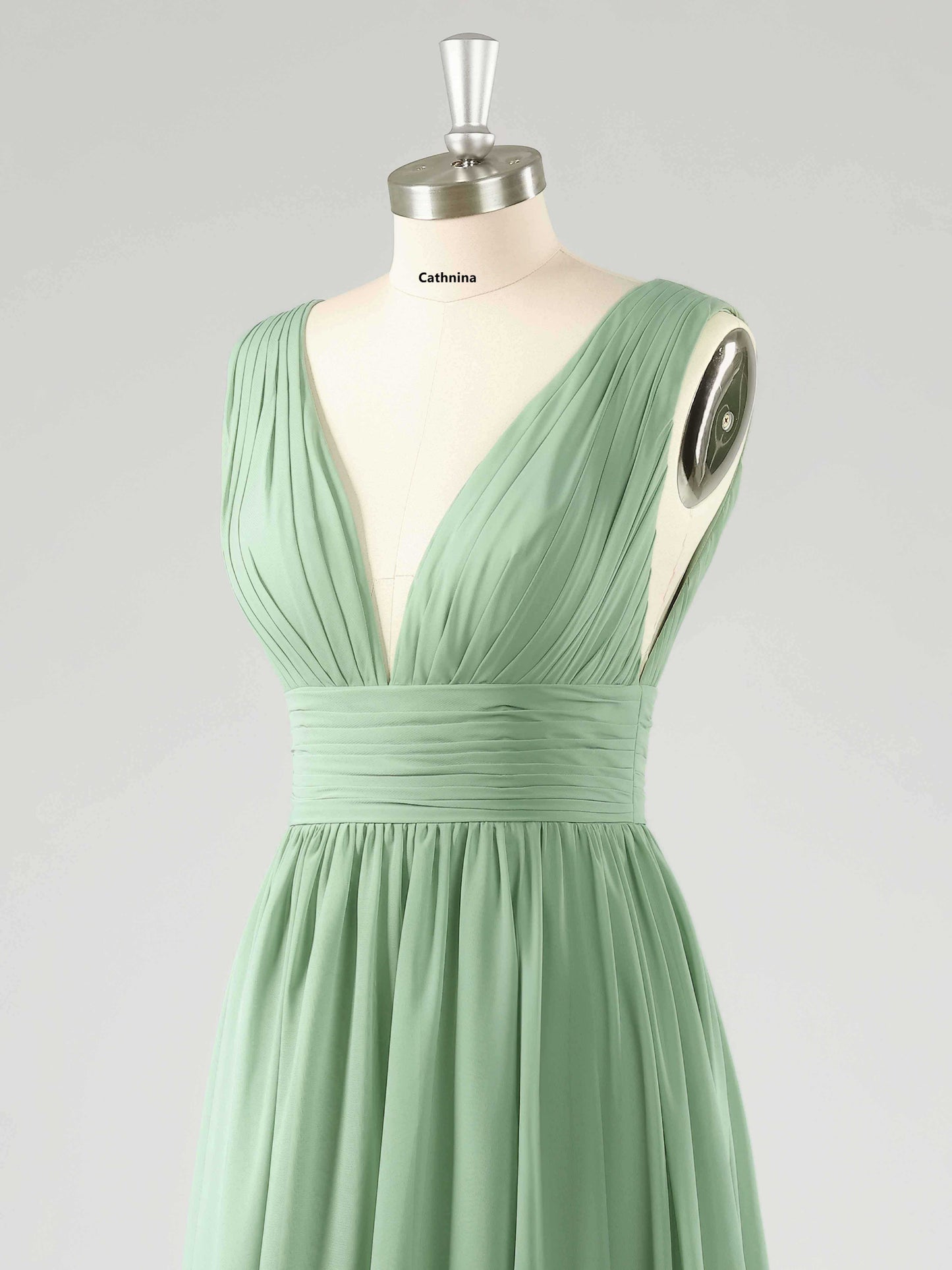 Laurel V-Neck Pleated Sleeveless Bridesmaid Dresses with Slit