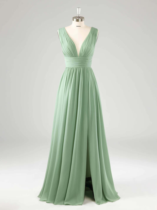 Laurel V-Neck Pleated Sleeveless Bridesmaid Dresses with Slit